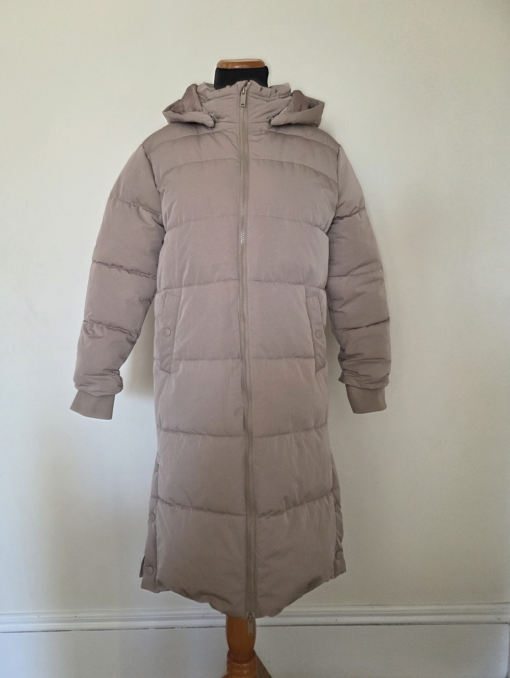 Young Long Hooded Puffer Coat in Mauve Taupe Size  13-14